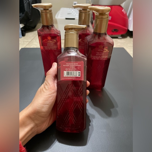 3 Bath & Body Works gel hand soap NWT - Picture 2 of 2